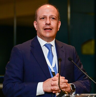 Reforma al Código Fiscal abre debate entre tributaristas y abogados; urge salir de la lista de paraísos fiscales