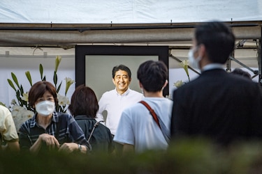 Secta Moon confirma que madre del presunto asesino de Shinzo Abe es miembro del movimiento