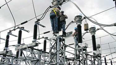 Etesa instala 15 transformadores de corriente