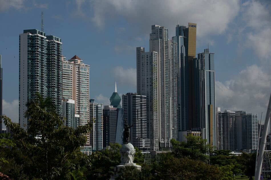 Canciller Martínez-Acha sobre listas: ‘Panamá no es refugio de dinero sucio’