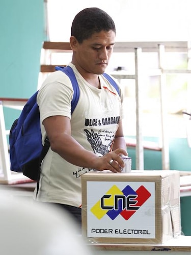 Segundo día de auditoría de comicios venezolanos arroja 99,98% de exactitud