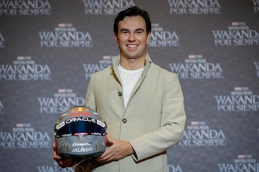 Sergio Pérez correrá el GP de Brasil con casco de ‘Pantera negra’
