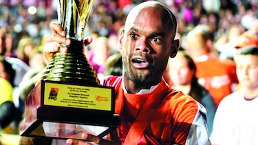 Gritan campeón en Costa Rica