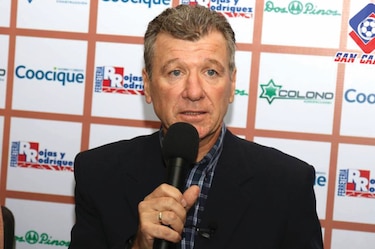 Sporting anuncia a su nuevo DT