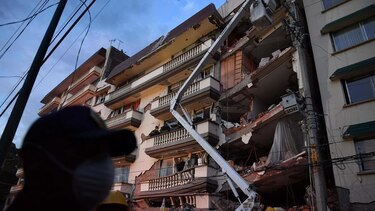 México busca sin descanso a sobrevivientes tras devastador terremoto