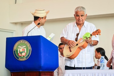 Mulino defiende designación de Tercero González en el Idaan: ‘Su mamá es mi amiga’