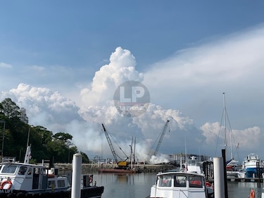 AMP investiga incendio de catamarán en Amador 