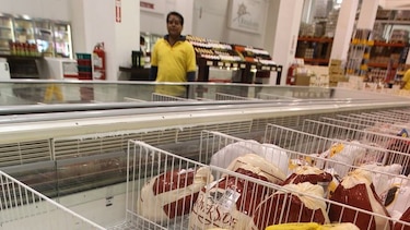 Se elevan precios de productos en la canasta  navideña
