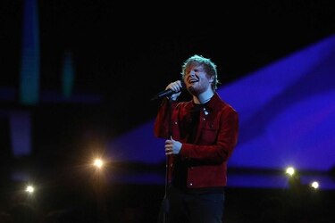 Ed Sheeran frente a la sensación Dua Lipa en los premios Brits