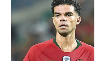 Portugal y Croacia empatan, Holanda gana
