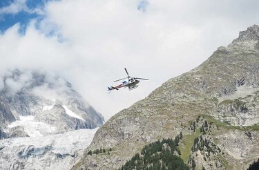Hallan muertos a tres alpinistas italianos en el Mont Blanc