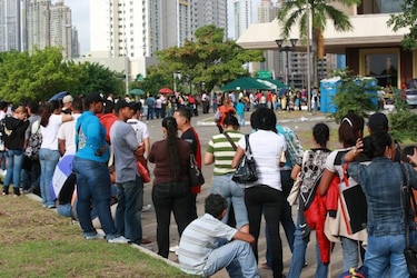 Panamá legalizará estatus de 3 mil extranjeros en octubre