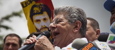 Varela ofrecerá a Maduro mediar en crisis