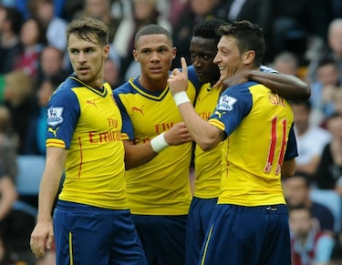Arsenal supera al Aston Villa y recobra el aliento en la liga inglesa
