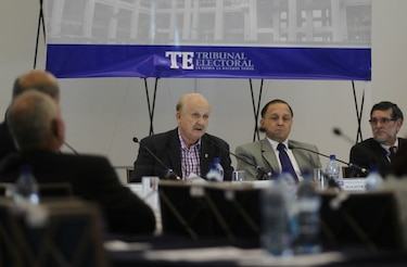 Financiamiento privado frena el proyecto de reformas electorales