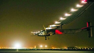Avión solar, en la segunda etapa de su vuelta al mundo