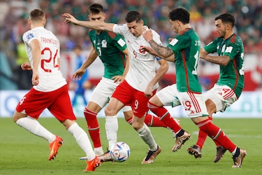 México y Polonia empatan en su primer partido en Catar