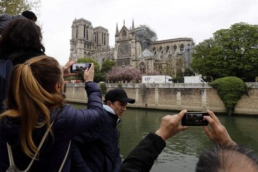 Piden fondos para hacer los arreglos interiores en la catedral Notre-Dame de París