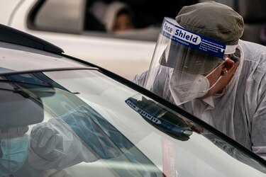 Casos de la Covid-19 en América aumentaron casi 30% en noviembre, reporta la OPS