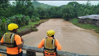 Presidente Mulino sobrevuela los sectores impactados por las inundaciones