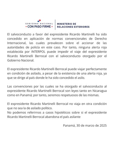 Nicaragua advierte que no puede recibir a Martinelli si no se aclara situación de alerta roja; Panamá dice que el trámite no impide el viaje