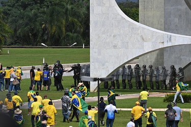 El Supremo de Brasil hará juicios virtuales a acusados por el intento de golpe de Estado