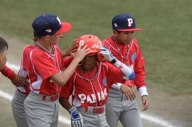 Panamá logra segunda victoria por paliza