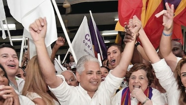Blandón y Etchelecu se lanzan al ruedo político