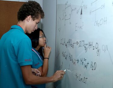 Olímpicos de la química solicitan respaldo para viajar a torneo en Brasil