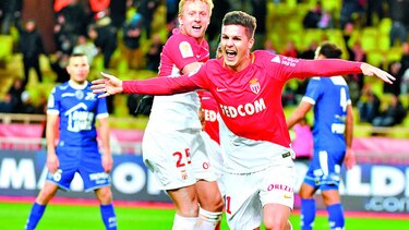 Mónaco quiere estar más cerca del PSG