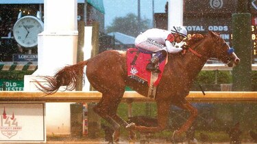 Justify conquista el Derby de Kentucky