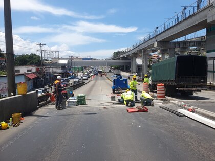 Puente de San Miguelito cerrará en su totalidad este fin de semana, aún queda una losa por instalar