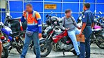 ‘Me detienen por ser extranjero’