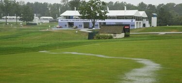 Aplazan por mal tiempo última jornada del BMW Championship