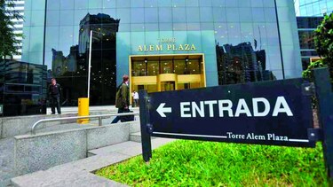 Odebrecht sale de megaproyecto argentino