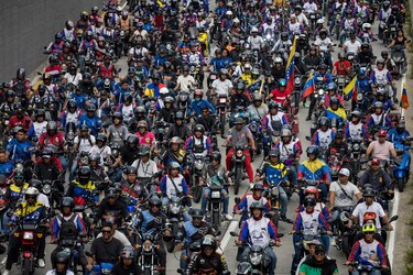 Simpatizantes oficialistas juran a Chávez defender a Venezuela de las ‘amenazas’ de Estados Unidos
