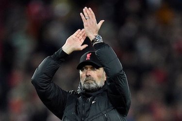 Jürgen Klopp renueva como entrenador del Liverpool hasta 2026