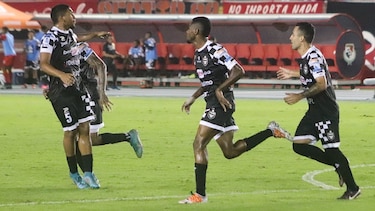 El colombiano Goluz da la ventaja a Tauro F.C. sobre Sporting S.M.