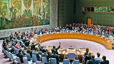 ONU acepta supervisar fin de conflicto con las FARC