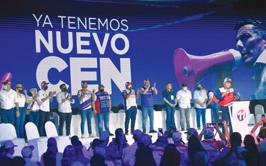 Diputado Adames denunció ‘maletinazos’ en elección del PRD
