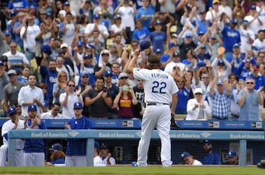 Aumenta ligeramente la asistencia de aficionados a los juegos de béisbol