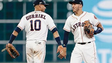 Astros se adelantan en serie divisional a jonronazo limpio