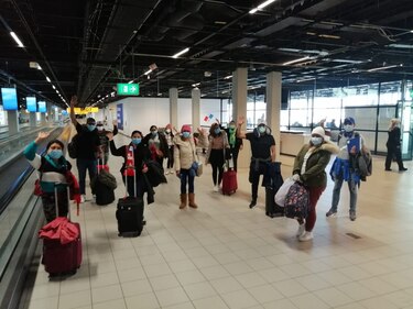 Panameños varados en Europa regresan al país esta tarde en vuelo humanitario