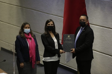 Pleno de la Asamblea Nacional ratifica a Graciela Mauad como directora de la Senniaf