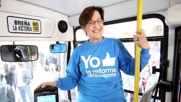 Juez peruano envía a prisión a exalcadesa de Lima por caso Odebrecht