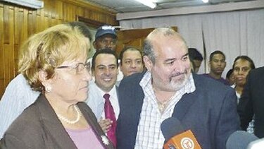 Alcalde García promete ejecución del 80%