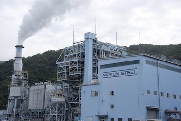 Trump ordena una nueva revisión sobre la compra de U.S. Steel por parte de Nippon Steel