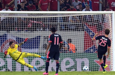 Chelsea, Bayern y Leverkusen ganan por goleada