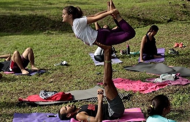 Domingo acrobático en el parque Omar