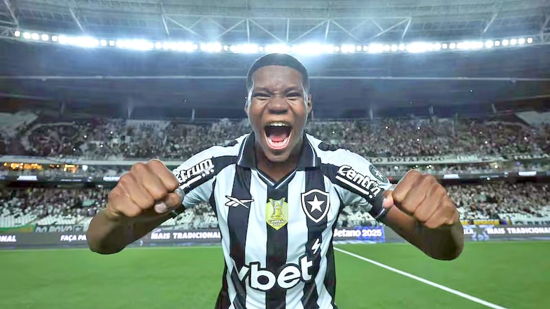 Kadir Barría se viste de héroe al anotar el gol del triunfo de Botafogo